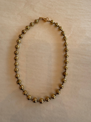 Ras du cou Hematite