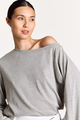 T-shirt Archie off-shoulder Lichtgrijs