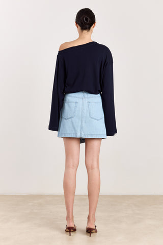 T-shirt Archie off-shoulder Donkerblauw